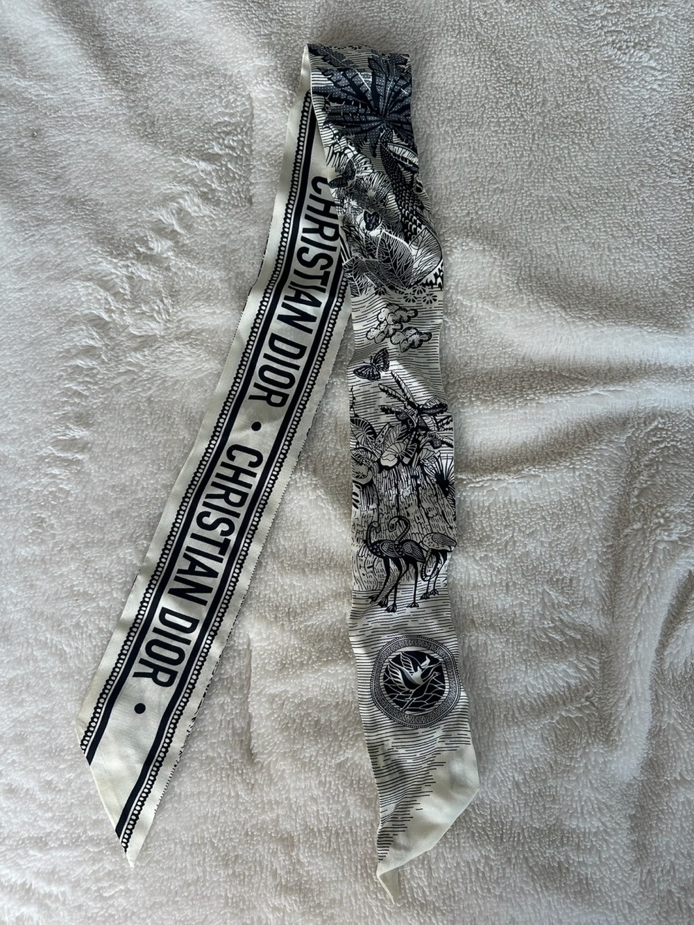 Dior Black & Ivory Silk Mitzah Skinny Scarf - Picture 9 of 9